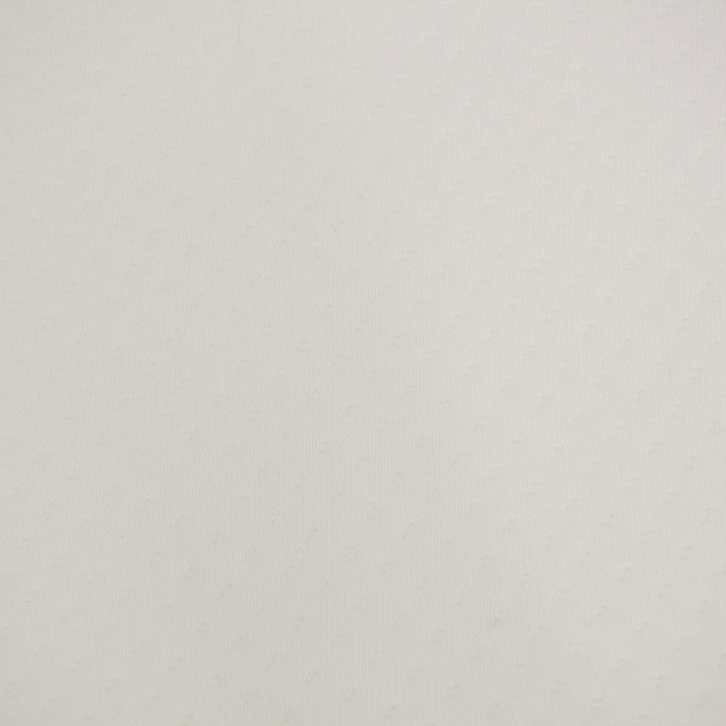 Gros plan de la housse matelas bébé confort 70x140cm 10 cm
