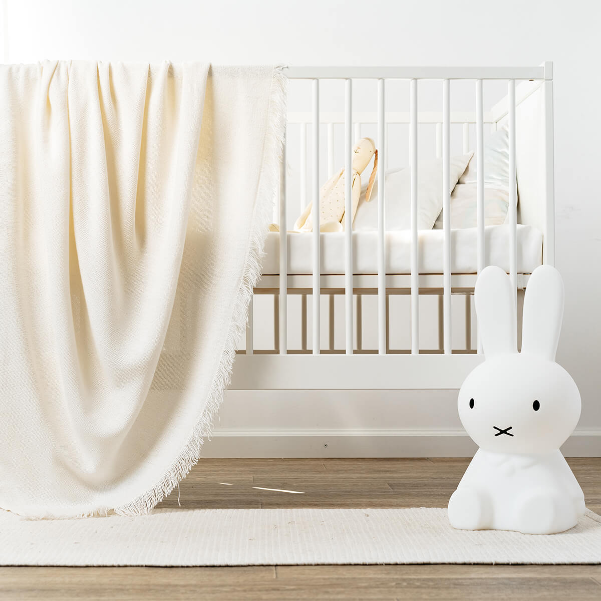 Matelas bébé Climatisé Face Été / Face Hiver - Matelas 70x140x10 cm matelassé - Couchage ferme